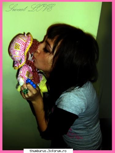 poze facute photoshop ahamz..tkz iulia....k mi-ai mea mai inceata azi....d frig...and tkz tkz tkz