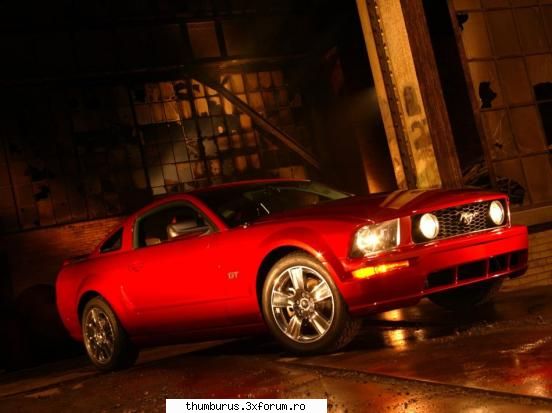 FORD Mustang - clasic + modern , 2 in 1 - Masini