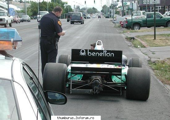 mereu uit unde se termina pista de curse ...:rotfl: poze