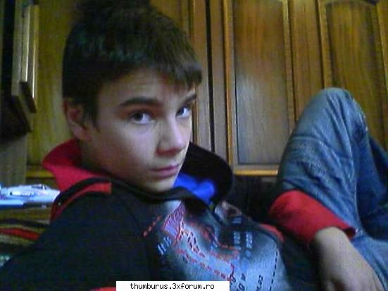 Poze cu noi - AstaS Eu HaHaHa :D sunt frumos - Arhiva