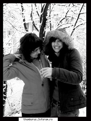 Poze cu noi (partea a doua) - laughin like a stupid chick - Arhiva