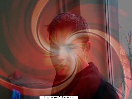 Poze facute in Photoshop - cam ceva de genul asta - Galerie Foto