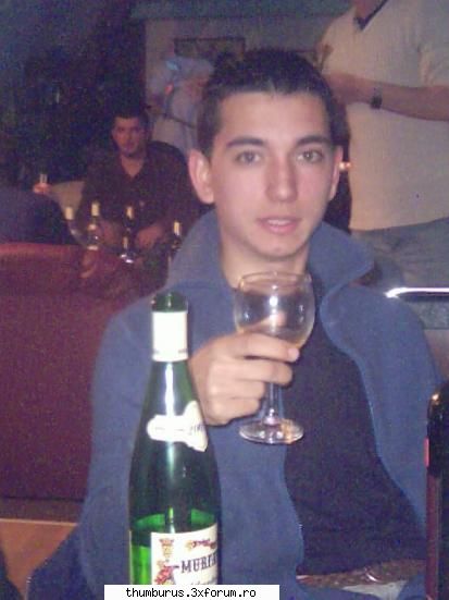 Un barbat si o femeie pot fi prieteni? - nu se prea poate...adik depinde ce simtzi pt - L'Amour ...