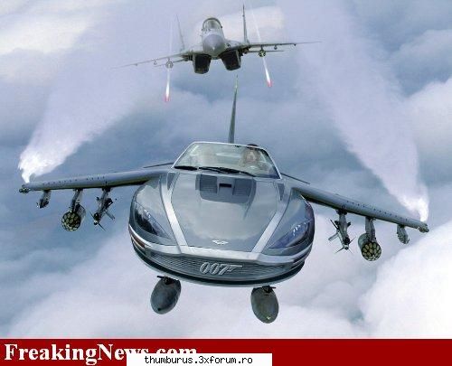 agentul 007 s-a intors .. mai dar ce ti-a mai facut mosul ala la aston martin ! :rotfl: funny pict.