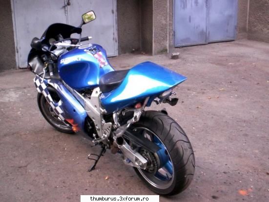 :dinti: spatele motoare :)