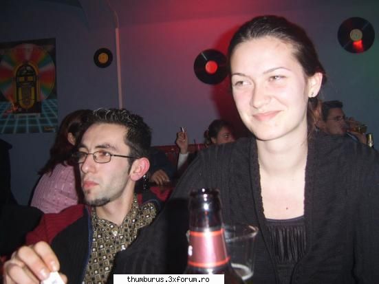 aici se vede mai bine ....that's her eventually poze cu mine