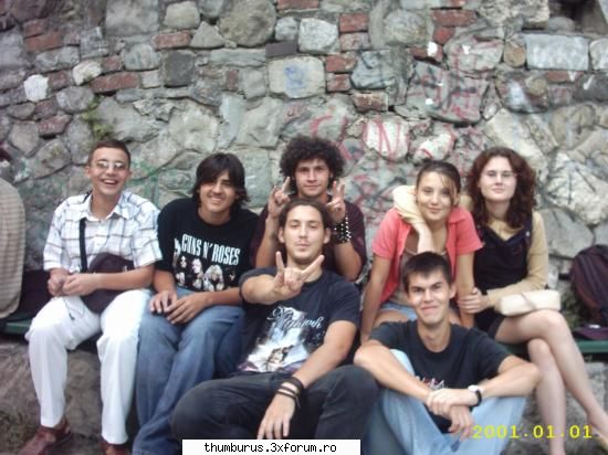 poze cu noi(partea a treia) - nu m-am sfiit sa incep eu acasta noua pagina cu - Oamenii nostri