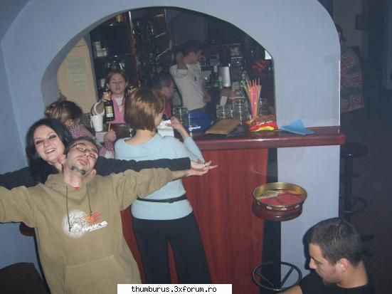 poze cu noi(partea a treia) - me trying to...."Fly" - Oamenii nostri